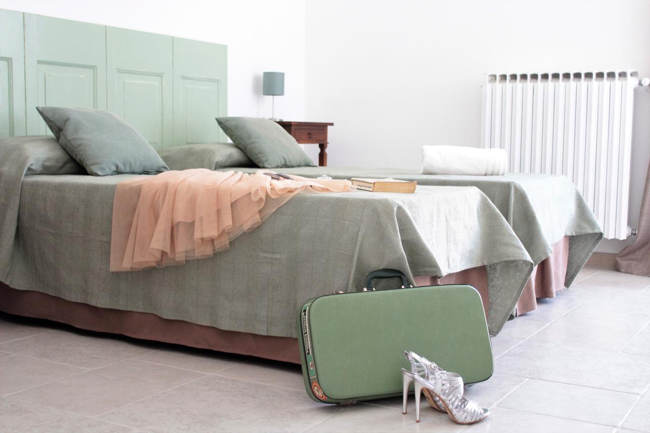 メザーニェ A Casa Ventotto Bed & Breakfast エクステリア 写真