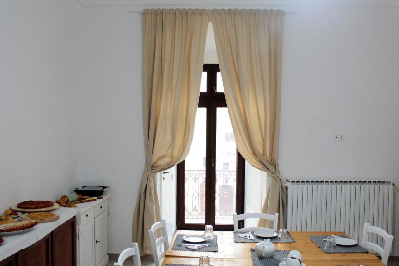 メザーニェ A Casa Ventotto Bed & Breakfast エクステリア 写真