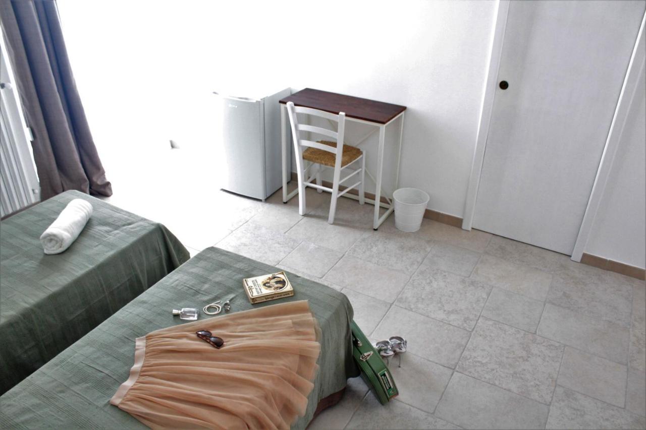 メザーニェ A Casa Ventotto Bed & Breakfast エクステリア 写真