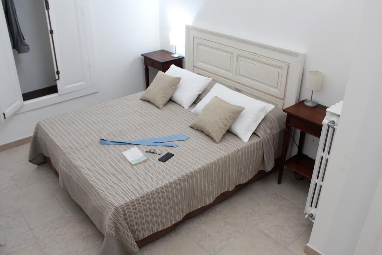 メザーニェ A Casa Ventotto Bed & Breakfast エクステリア 写真