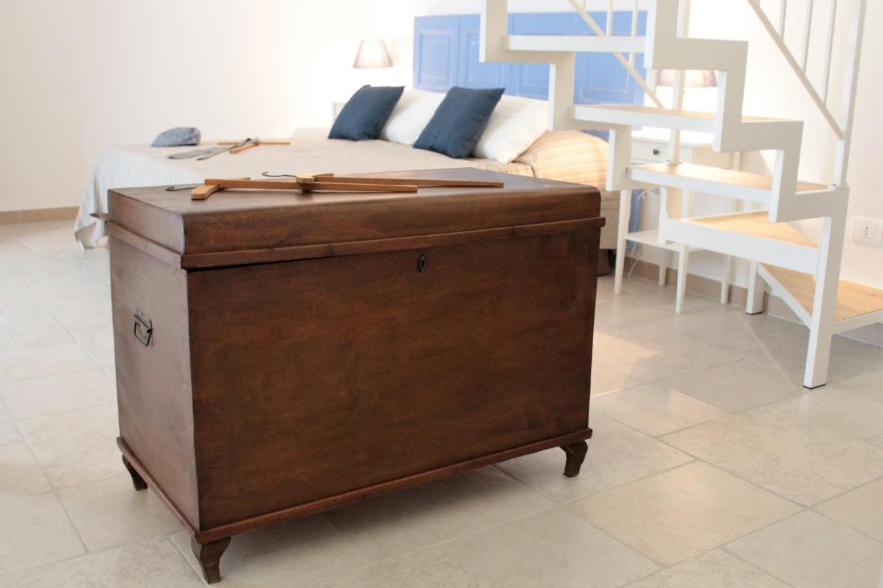 メザーニェ A Casa Ventotto Bed & Breakfast エクステリア 写真